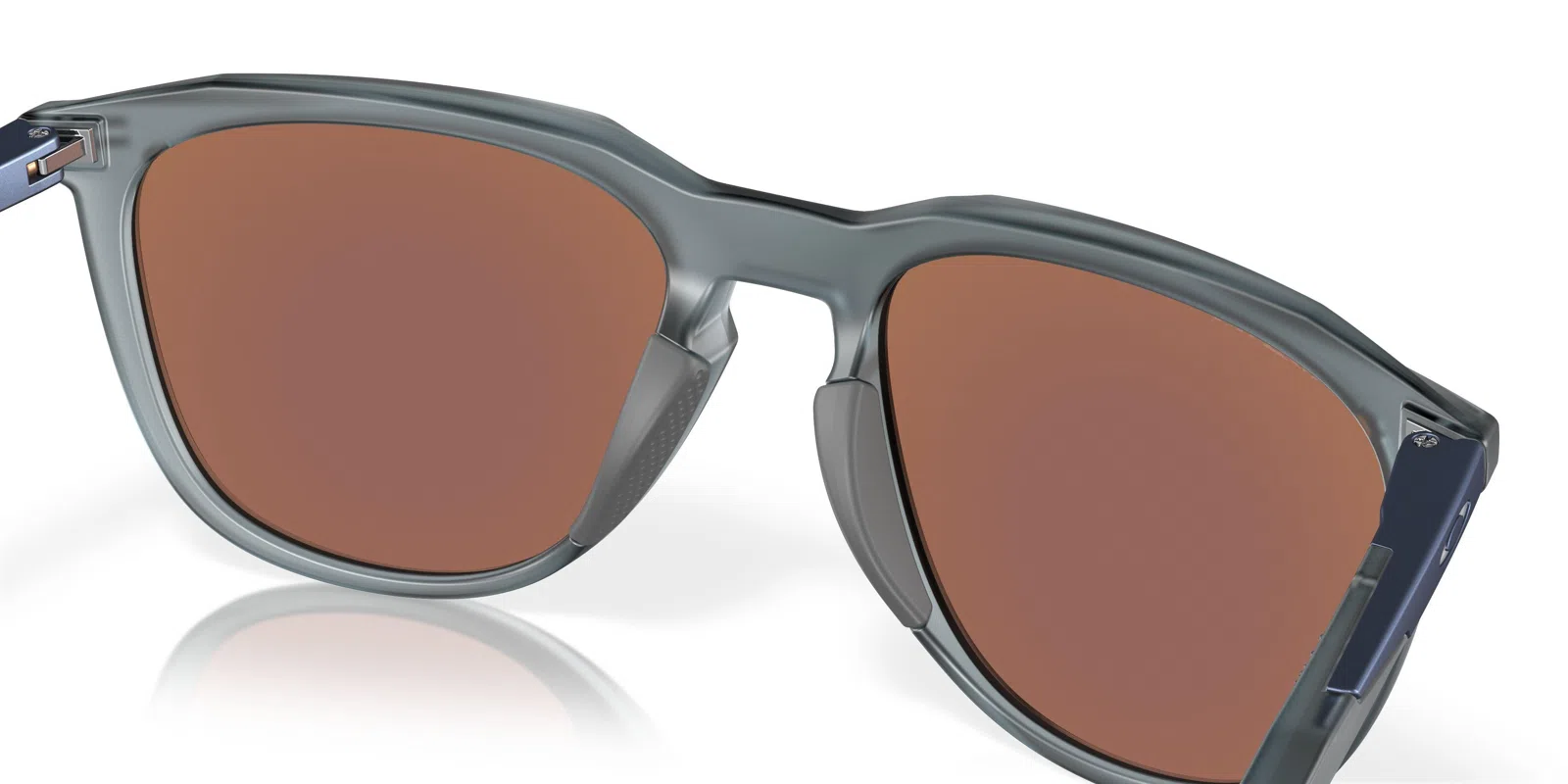 Oakley Thurso 9286 Sunglasses - view 48